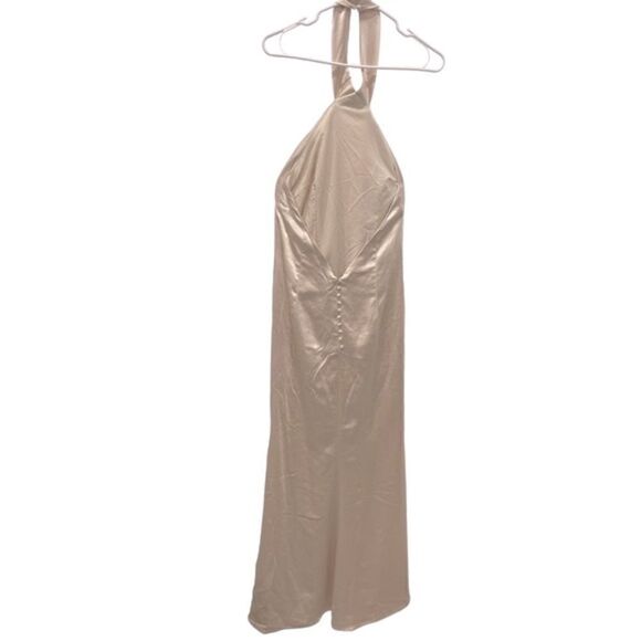 Elliatt X Revolve Larina Halter Maxi Dress in Pearl.Size L - Picture 5 of 16